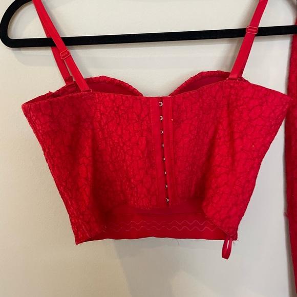 Separate Set - Picture 3 of 4